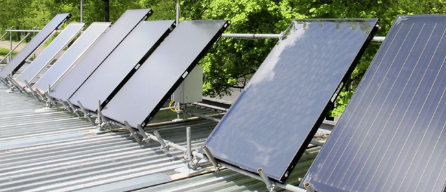 Teststand der Universität Stuttgart, Institut für Thermodynamik und Wärmetechnik (ITW). Forschungs- und Testzentrum für Solaranlagen (TZS), Stuttgart, Deutschland (Betrieb: ITW)